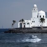 Chrám na pobřeží